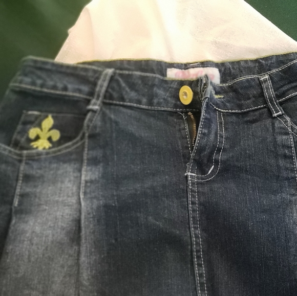 Denim Vintage Mini Skirt - Picture 6 of 7